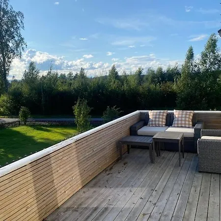 Free Parking - Workspace - Quiet Area - Balcony Apartment *