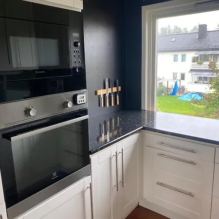 Apartment Free Parking - Workspace - Quiet Area - Balcony Jessheim