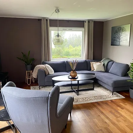 Free Parking - Workspace - Quiet Area - Balcony *